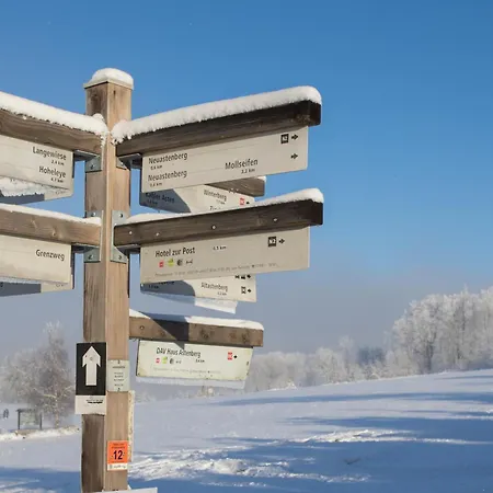 Appartement Welcome In - 4-s Mit Balkon, Direkt An Der Skipiste Und Am Bikepark Winterberg